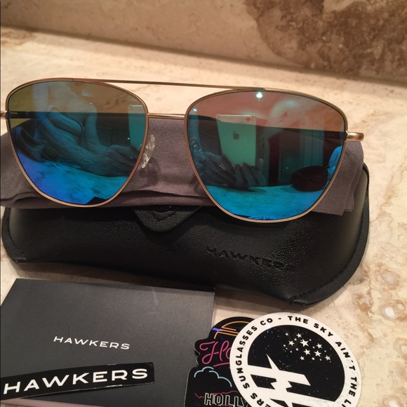 Hawkers Gold Blue Mirror Sunglasses New with Case - Picture 3 of 4